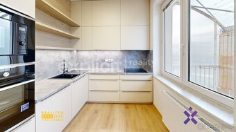 Pronájem bytu 4kk, 102 m2 - Zlín, ev.č. 02301 - 6