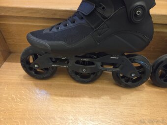 POWERSLIDE Swell Triple Black Syncro 110 - 6
