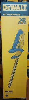 Nové Aku nůžky na živý plot DeWALT DCM563PB - 6