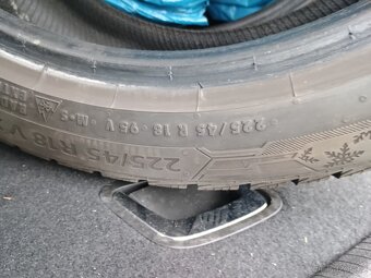 Prodám sadu Barum Polaris 4 225/45 R18 - 6