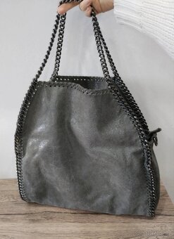 Kožená italská kabelka s řetězem - 6