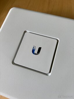 Ubiquiti UniFi - Security Gateway (USG) - 6