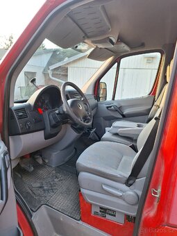 VW CRAFTER L2H2 103KW MALÝ NÁJEZD - 6