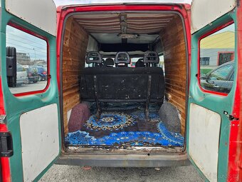 Prodám Ford Transit 2,0 Tddi 8 místný - 6