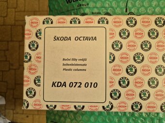 Škoda Octavia I boční ochranné a ozdobné lišty - 6