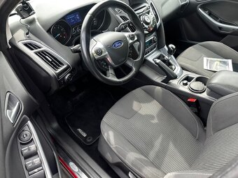 Ford Focus 1.0i 92kw, r.2012, 2.maj., serviska, STK, klima - 6