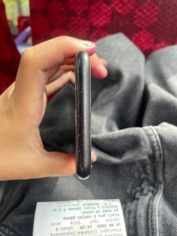 Prodám iPhone Xr - 6