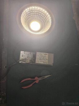 ZAPUŠTĚNÉ PODHLEDOVÉ SVÍTIDLO PHILIPS - 6