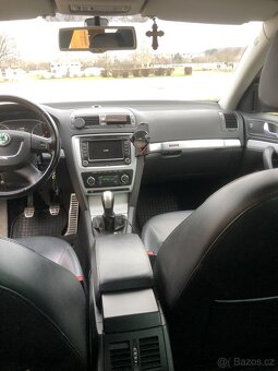 Skoda Octavia2 Scout - 6