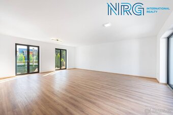 Prodej rodinného domu 5 + kk, Svojetice 1103 m2 - 6