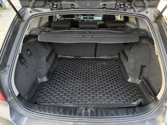 BMW e91 320i - 6