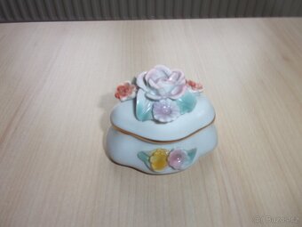 2x STARÁ PORCELÁNOVÁ ŠPERKOVNICE, DÓZA, KRABIČKA - 6