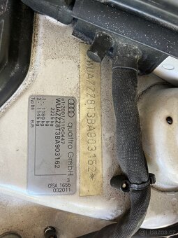 Audi RS5 4.2 V8 331kW - zadřený motor - 6