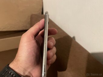 iPhone X 256GB pěkný stav - 6