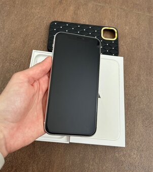 Apple iPhone 11 128GB White- super stav, 87% zdravie - 6