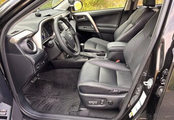 TOYOTA RAV4, 2.2 automat - 6