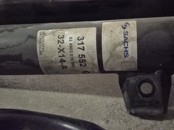 Podvozek BMW Z4 E85 3.0 si,Sachs+BMW - 6