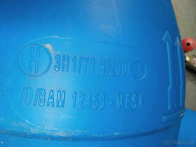 Kanystry plastové na naftu i jiné za 80 kč - 6