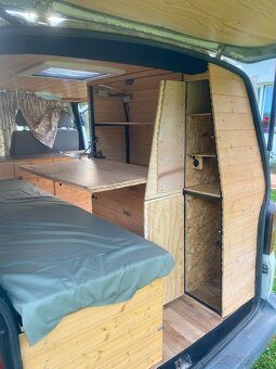 2003 Volkswagen t5 obytná dodávka - 6