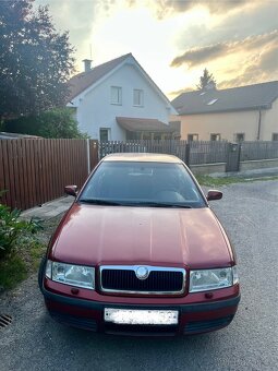 Škoda Octavia I, 1.6i, Dvoje kola, dálniční známka - 6