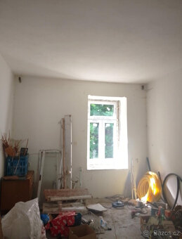Velký rodinný dům k rekonstrukci - 6