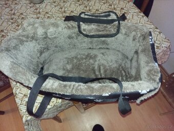 Pelíšek- přepravka pro psy(kočky) - 6