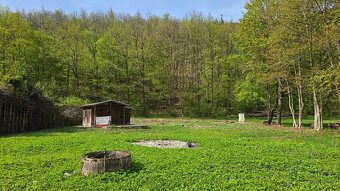 Prodej pozemku/zahrady (1038m2) v přírodním parku Údolí Bílé - 6