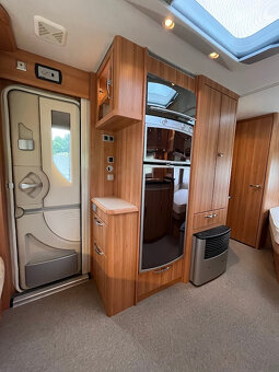Hymer Nova 545 AUT. MOVER, KLIMA, PŘEDSTAN LUXUSNÍ KARAVAN - 6