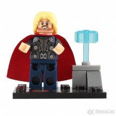 FIGURKY MARVEL AVENGERS 8 KS - 6