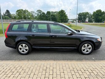 VOLVO V70 2.4 D5 136KW //2008 MOMENTUM MANUAL KŮŽE SERVISKA - 6