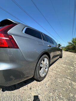 Volvo V60 D3 Momentum 2.0 diesel │ 2020 - 6