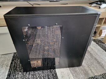 Čtyřjádrový Počítač s lcd monitorem na hraní starších her - 6