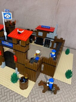 LEGO 6769 - FORT LEGOREDO - 6