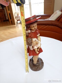 Starožitná ručně malovaná soška. - 6