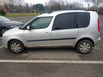 ŠKODA ROOMSTER 1,4 2007 - 6