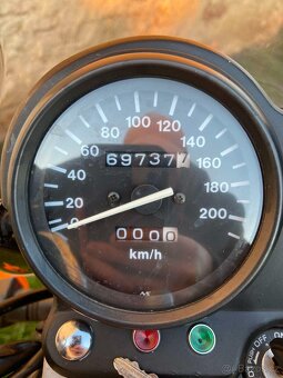 Suzuki GS500E - 6