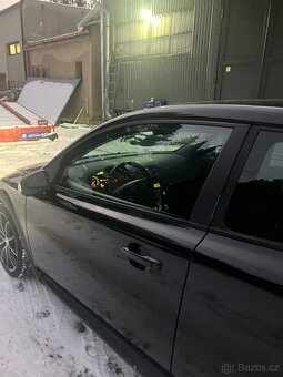 Volvo c30 d5 prodam mozna vymenim - 6