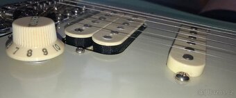 Fender American Performer Stratocaster HSS MN Satin Surf Gre - 6