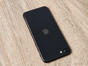 Apple iPhone SE 2022 64 GB - 6