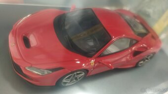 prodám model Ferrari F8 Tributo - 6