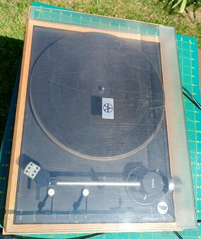 Gramofon TESLA NC580 - 6
