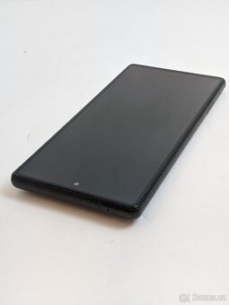 Google Pixel 6 8/128gb gray. Záruka 6 měsíců. - 6