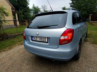 Prodám Škodu Fabia 2 combi Facelift. 1.2.63kw rok výroby 201 - 6