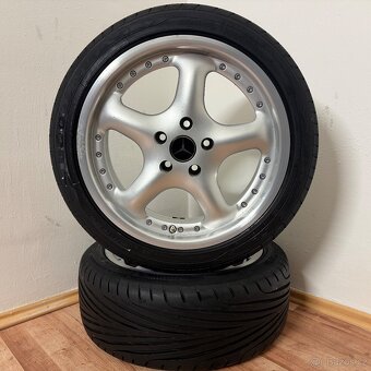 5KS MERCEDES E W124 5x112 R17 ET35+LETNÍ 215/45r17 - 6