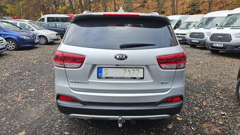 KIA Sorento 2.2 CRDI 16V 147 kW Premium 4x4 automat serviska - 6