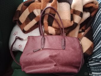 Č.1 červená kabelka - 6