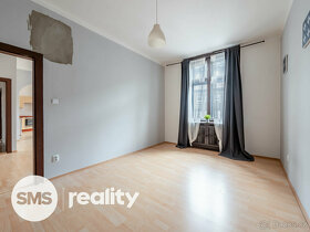 Prodej prostorného bytu 2+1  v centru Ostravy s možností inv - 6