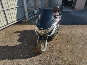 Piaggio X10 125i ABS ASR CZ doklady v ceně - 6