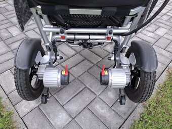Elektrický invalidní vozík - 6