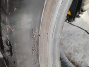205/60/17 93h Pirelli - zimní pneu 4ks - 6